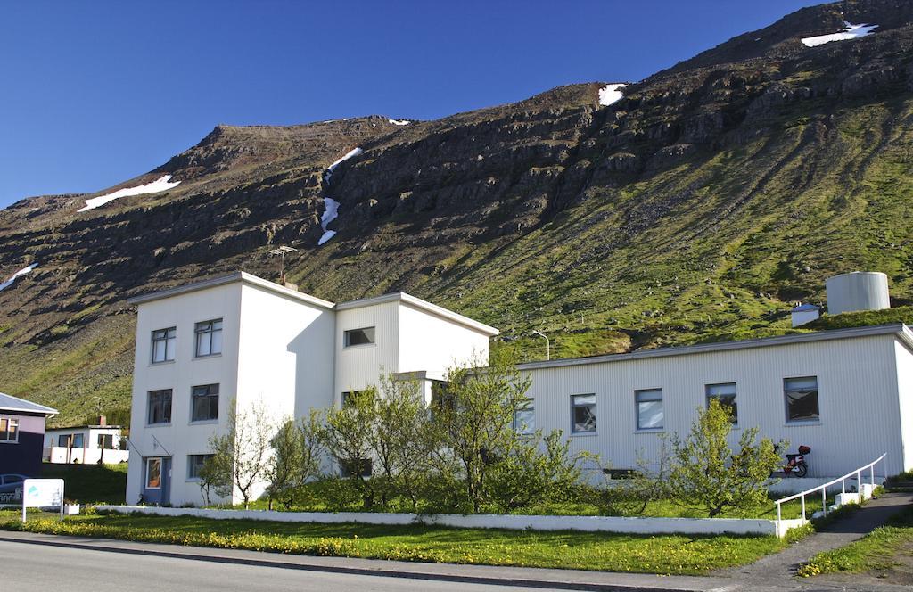 Comfy Guesthouse Westfjords Sudureyri Exterior photo