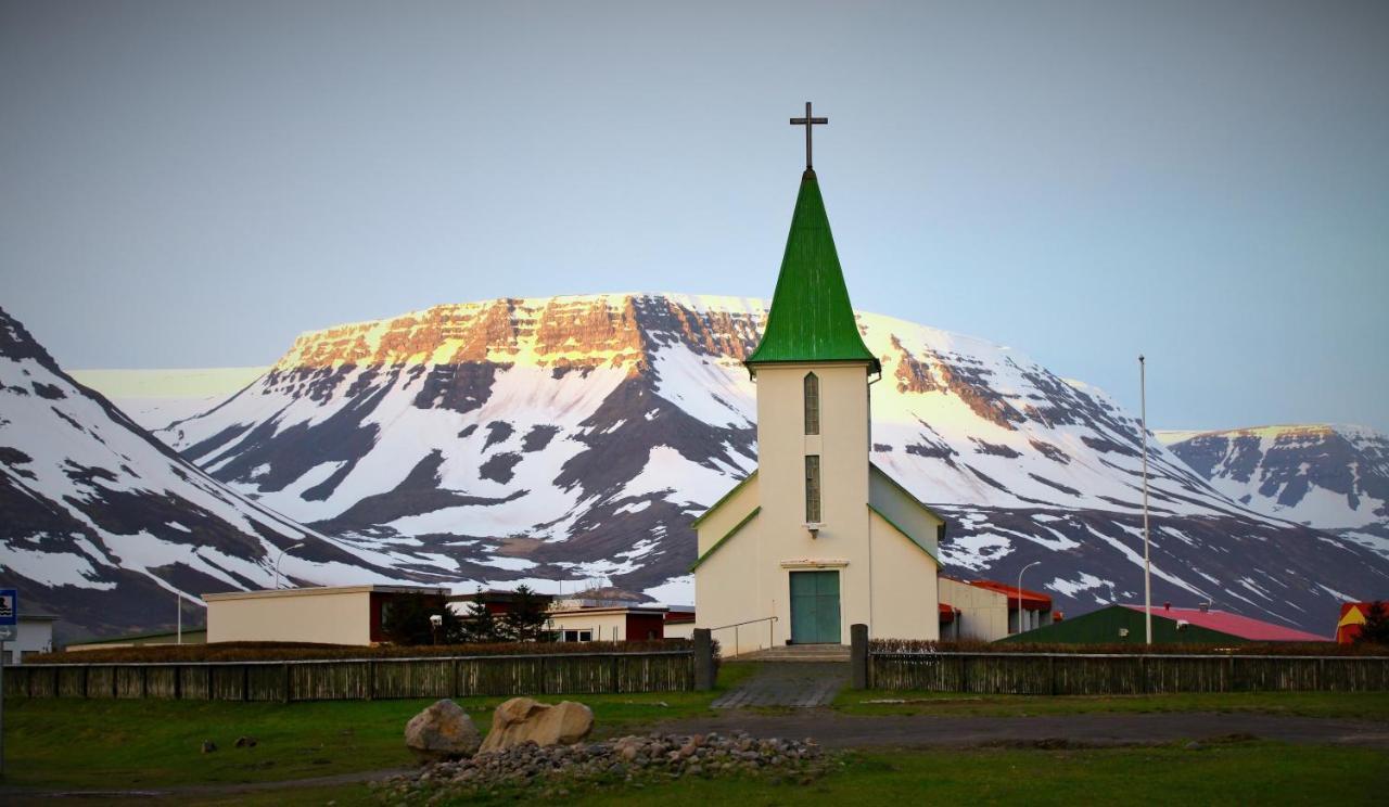 Comfy Guesthouse Westfjords Sudureyri Exterior photo