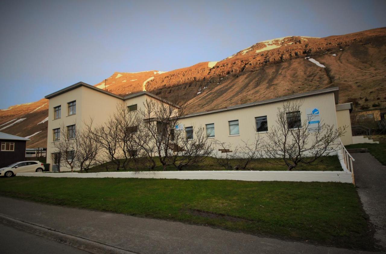 Comfy Guesthouse Westfjords Sudureyri Exterior photo